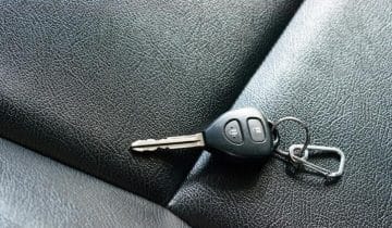 keys on car seat
