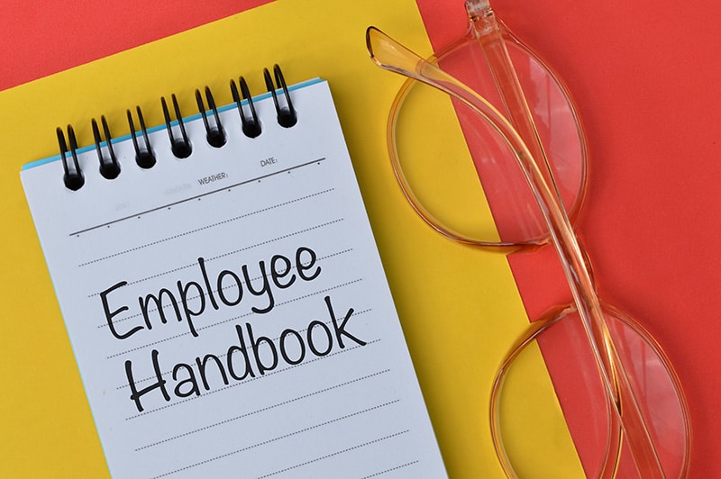 Do You Need an Employee Handbook? Five Reasons It’s a Smart Way to Go in 2023
